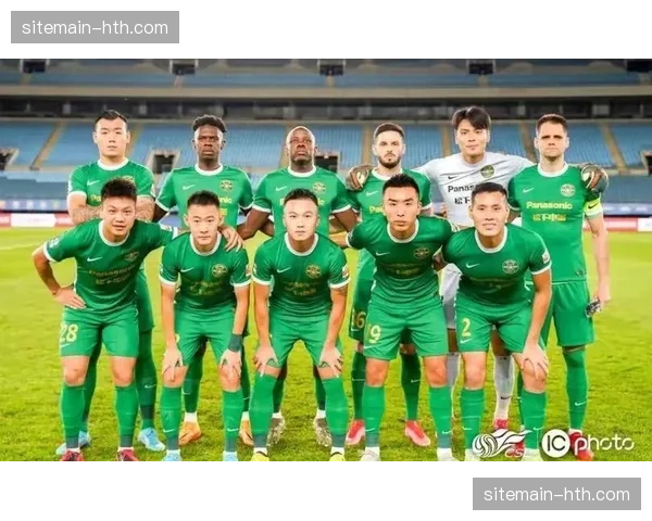 张佳祺跑动覆盖中场区域，浙江防守转换效率占据优势